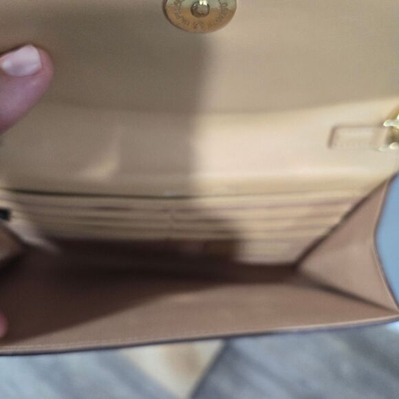 🐢 Nordstrom Curved Day Clutch Burgundy - Picture 10 of 14